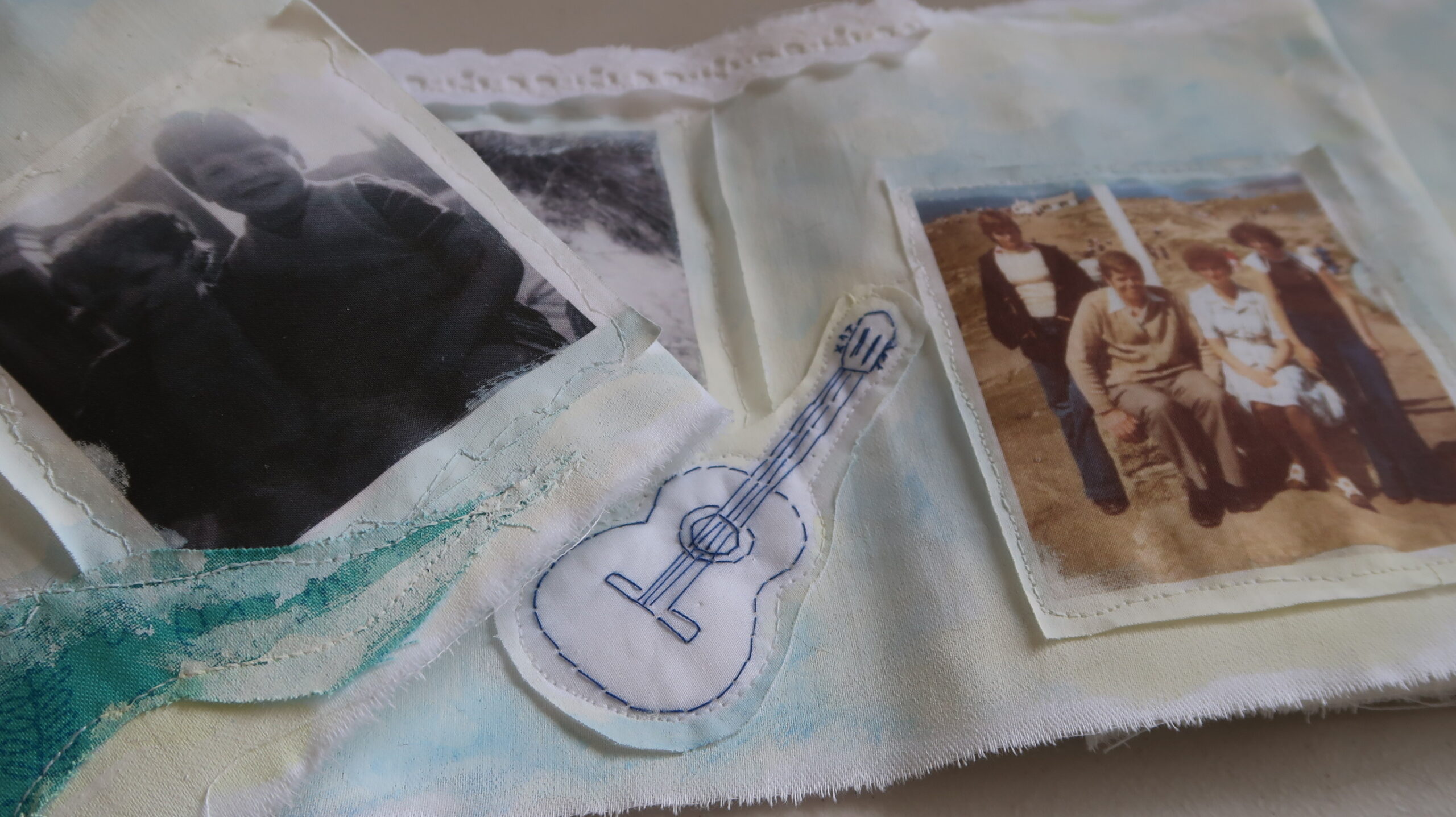 Concertina Book workshop with Suzette Smart - Ribble Creative Stitchers