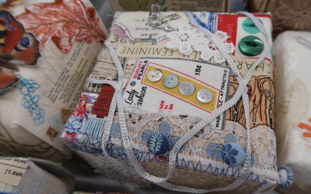 Treasure Boxes workshop with Suzette Smart